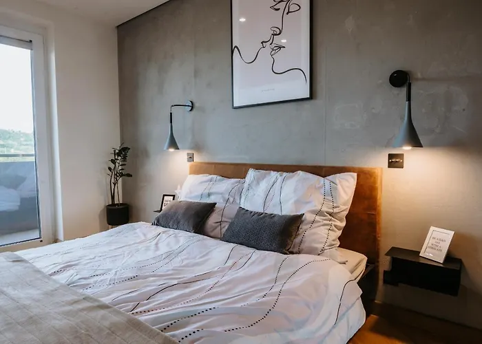 Minimalist Design Penthouse - Old Town Apartamento *